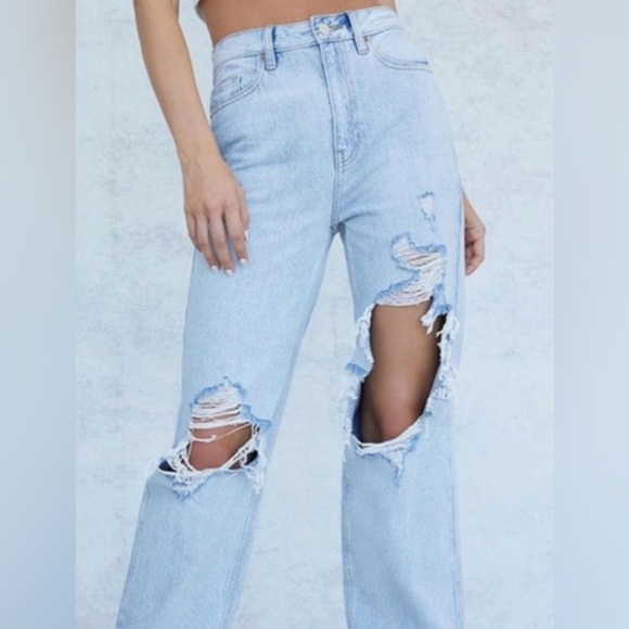 Pacsun Ripped 90’s Boyfriend Jean - Size 22 - Picture 1 of 5